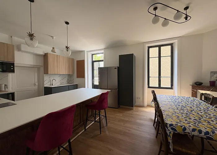 Maison 1880 * 앙노네